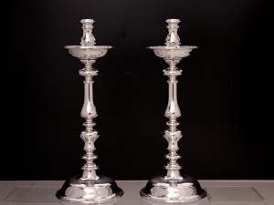 Par de Candelabros altos js